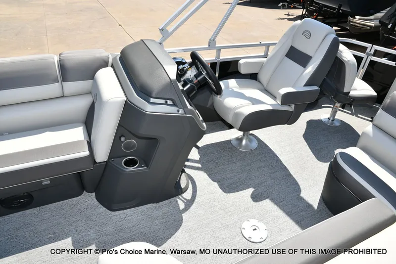 Slide: The Image of Sun Tracker Fishin' Barge 22 DLX w/115HP Pro-XS 4 Stroke 2026 - 9