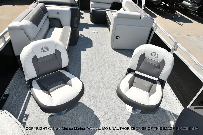 Slide: The Image of Sun Tracker Fishin' Barge 22 DLX w/115HP Pro-XS 4 Stroke 2026 - 90