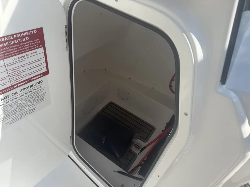 Slide: The Image of Tidewater 2110 Bay Max 2026 - 4