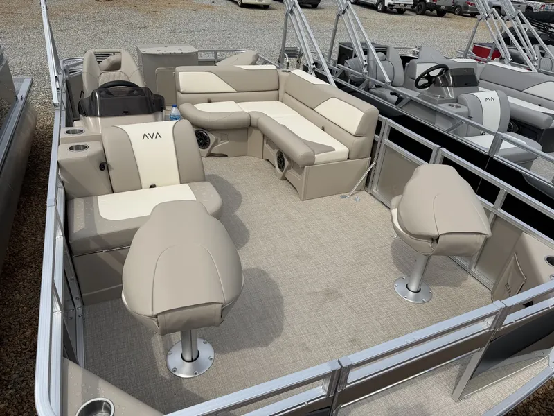 Slide: The Image of Avalon Venture 19 QUAD FISH 2026 - 2