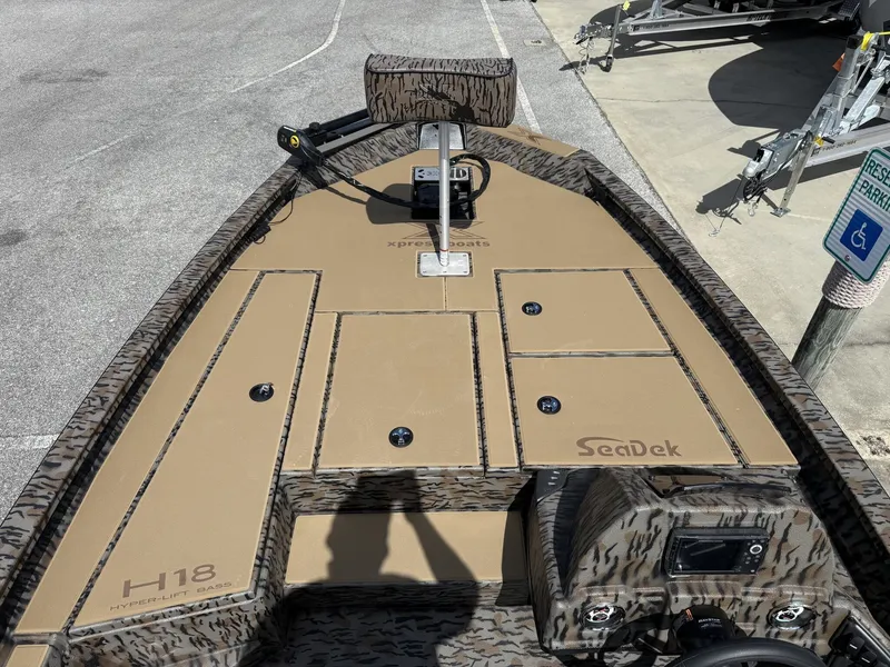 Slide: The Image of Xpress H18 Bass 2026 - 7