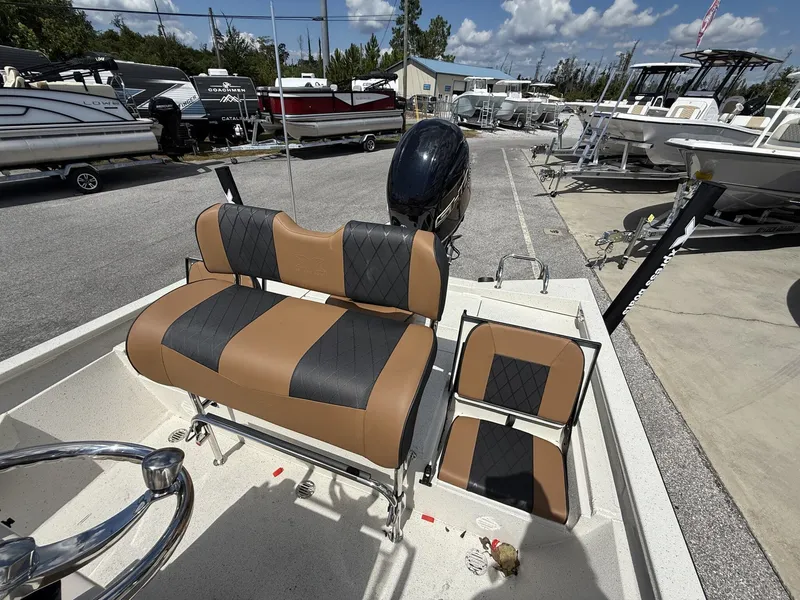 Slide: The Image of Xpress H22B Bay 2026 - 12