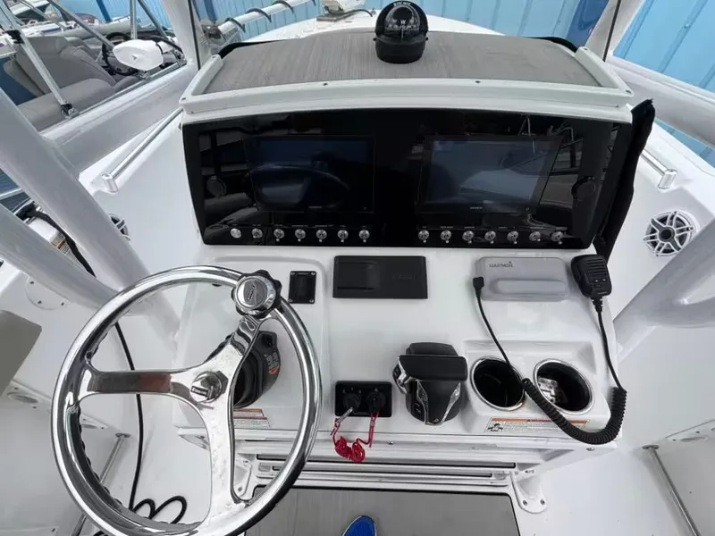 Slide: The Image of Sportsman Heritage 231 Center Console 2023 - 7