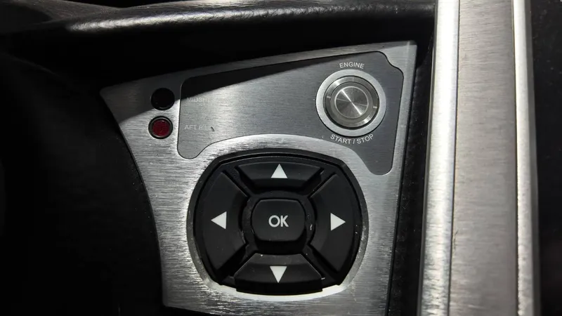 Slide: The Image of MasterCraft X46 2018 - 37