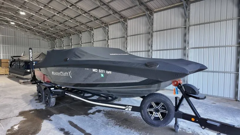 Slide: The Image of MasterCraft X46 2018 - 67