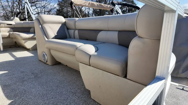 Slide: The Image of Montego Bay C8522 2018 - 20