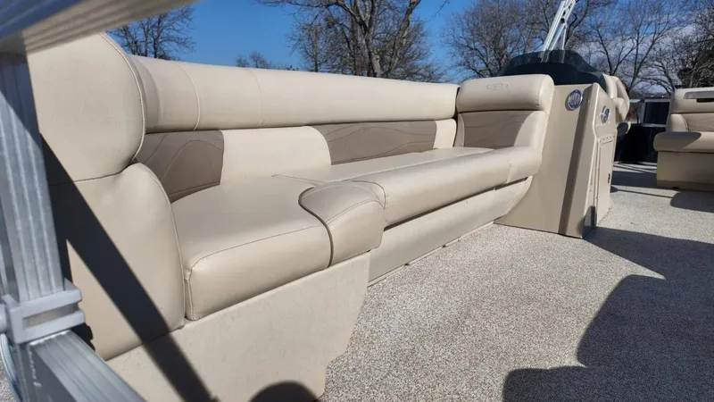 Slide: The Image of Montego Bay C8522 2018 - 22