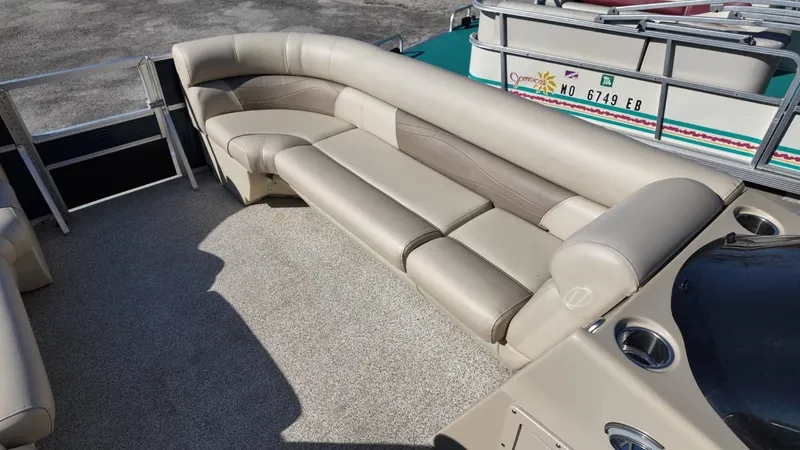 Slide: The Image of Montego Bay C8522 2018 - 23