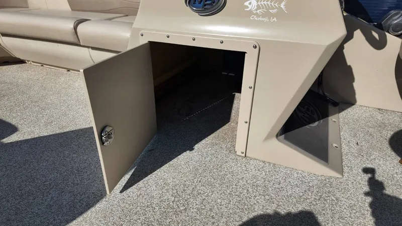 Slide: The Image of Montego Bay C8522 2018 - 26