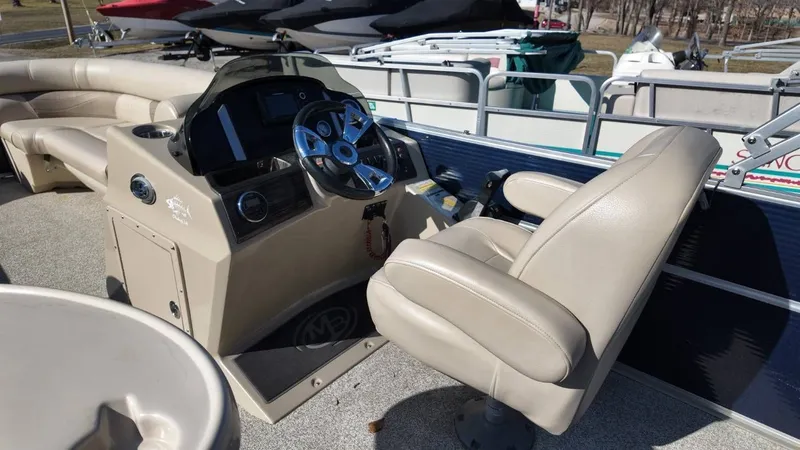 Slide: The Image of Montego Bay C8522 2018 - 27