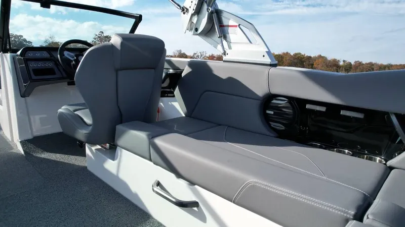 Slide: The Image of MasterCraft NXT23 2026 - 15