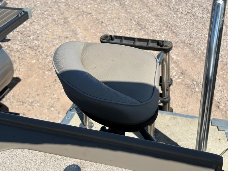 Slide: The Image of Premier 235 Alante 2013 - 2