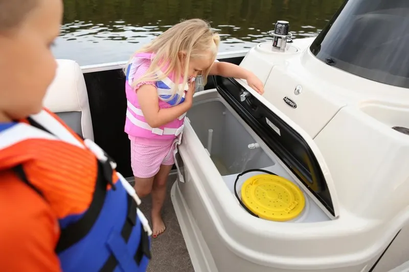 Slide: The Image of Premier 235 Alante 2013 - 27