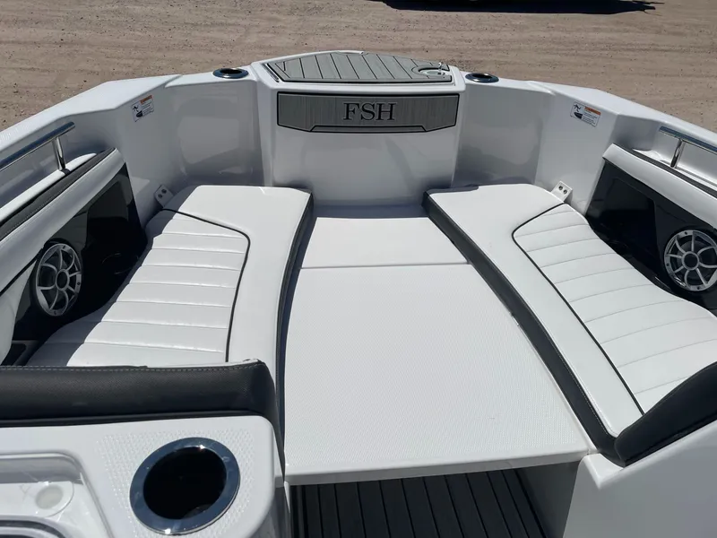 Slide: The Image of Yamaha 255 FSH Sport E 2026 - 13