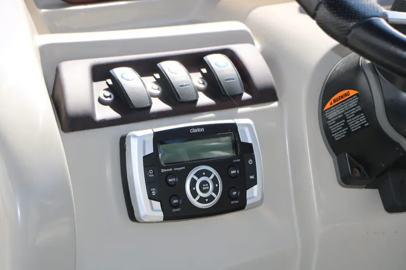 Slide: The Image of Berkshire 22 RFX Cts Tri toon 2017 - 34