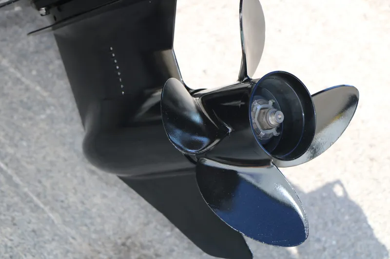 Slide: The Image of Sea Ray SRX 182 Br 2003 - 12