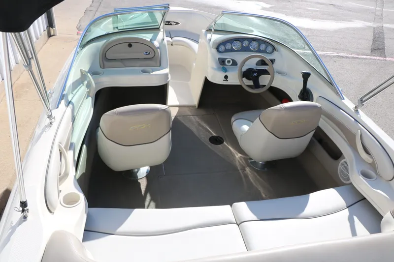 Slide: The Image of Sea Ray SRX 182 Br 2003 - 13