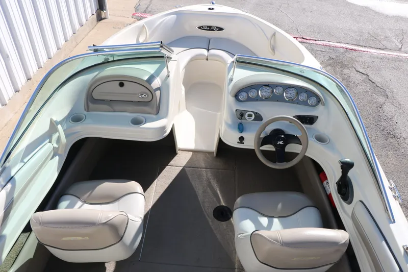 Slide: The Image of Sea Ray SRX 182 Br 2003 - 17