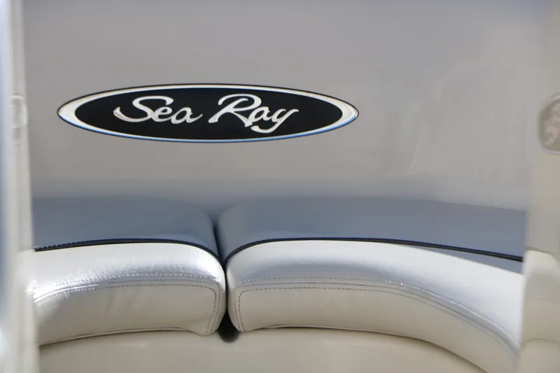 Slide: The Image of Sea Ray SRX 182 Br 2003 - 29