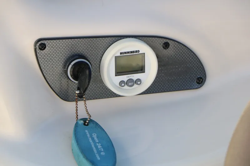 Slide: The Image of Sea Ray SRX 182 Br 2003 - 30