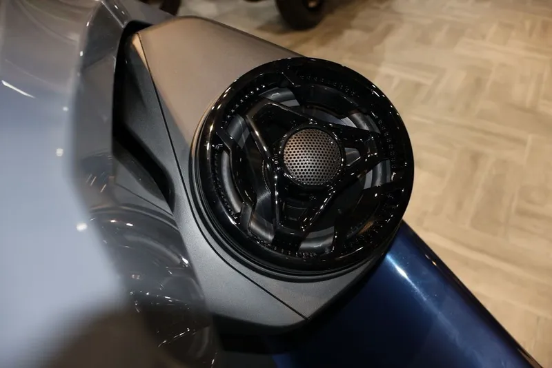 Slide: The Image of Sea-Doo GTX 170 2026 - 13