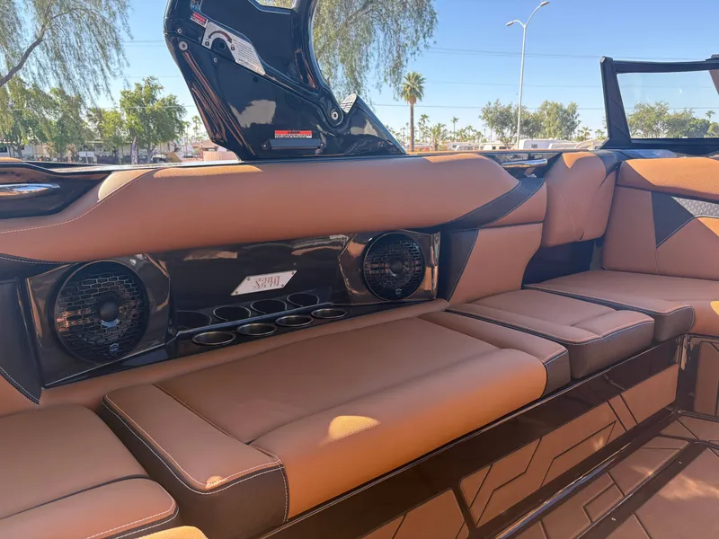 Slide: The Image of Supreme S240 2026 - 9