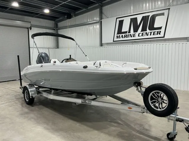 Slide: The Image of Stingray 182 SC 2026 - 14