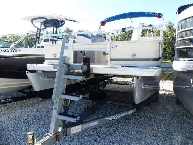 Slide: The Image of Sweetwater SW 186 F 2013 - 3