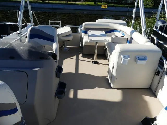 Slide: The Image of Sweetwater SW 186 F 2013 - 8