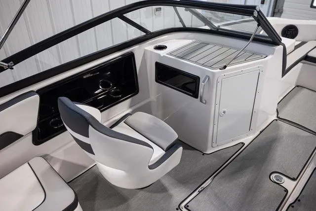 Slide: The Image of Yamaha SX195 2025 - 10