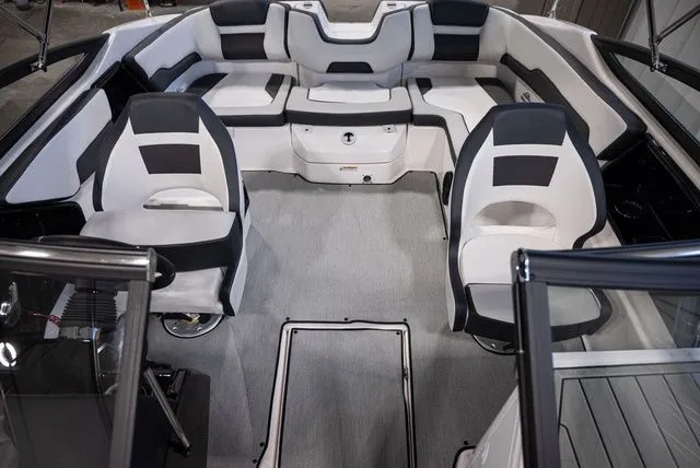 Slide: The Image of Yamaha SX195 2025 - 15