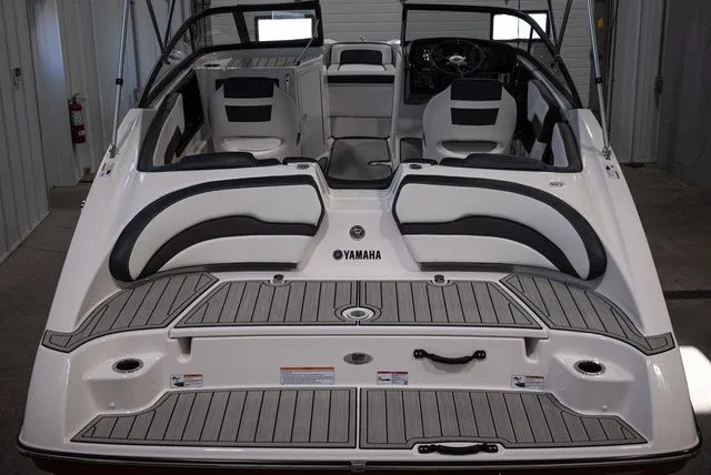 Slide: The Image of Yamaha SX195 2025 - 5