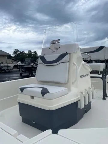 Slide: The Image of Skeeter SX2250 2019 - 6