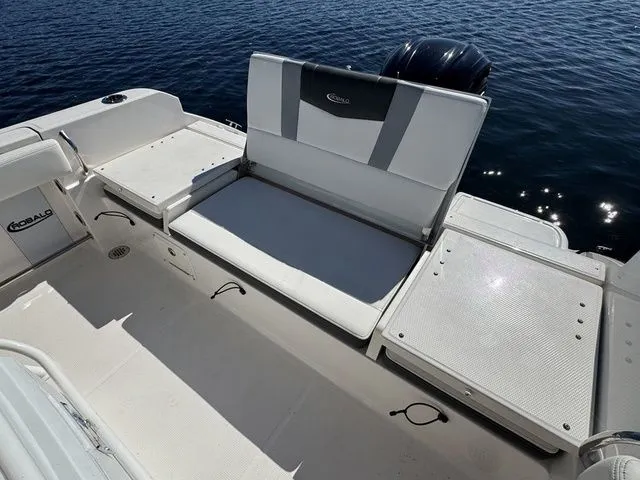 Slide: The Image of Robalo R230 Center Console 2022 - 14