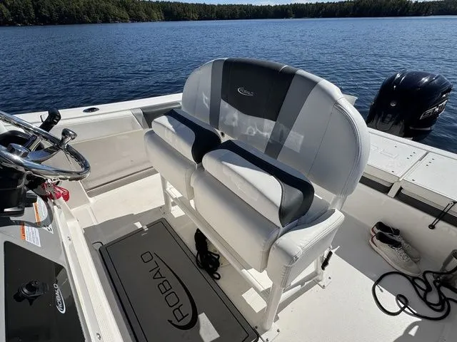 Slide: The Image of Robalo R230 Center Console 2022 - 20