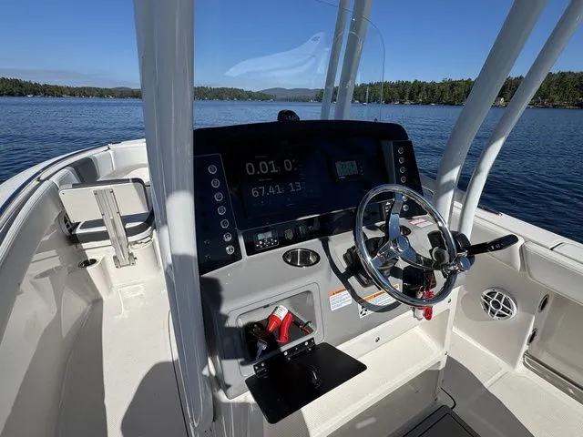 Slide: The Image of Robalo R230 Center Console 2022 - 21