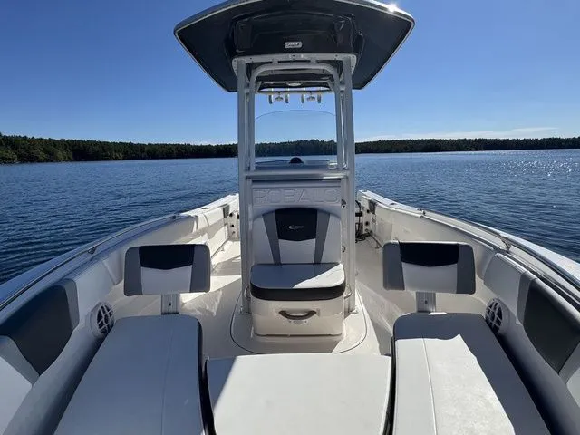 Slide: The Image of Robalo R230 Center Console 2022 - 30