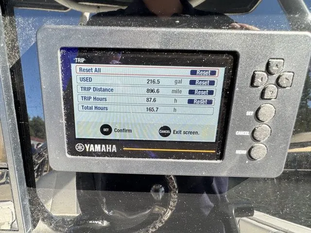 Slide: The Image of Robalo R230 Center Console 2022 - 37