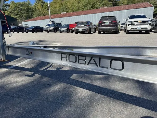 Slide: The Image of Robalo R230 Center Console 2022 - 41