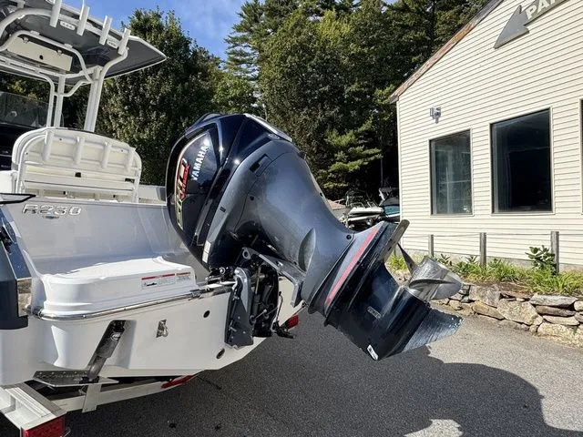 Slide: The Image of Robalo R230 Center Console 2022 - 5