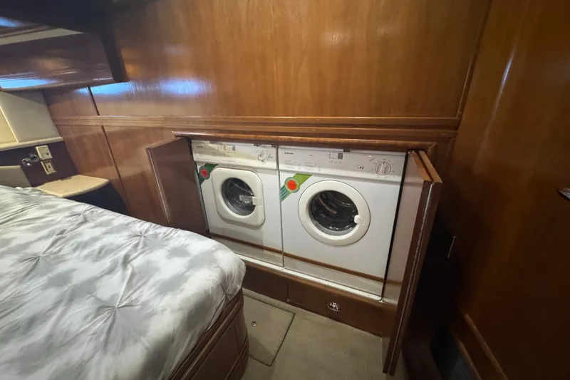 Slide: The Image of Laundry area in 1998 Carver 530 Voyager Pilothouse yacht cabin. - 31