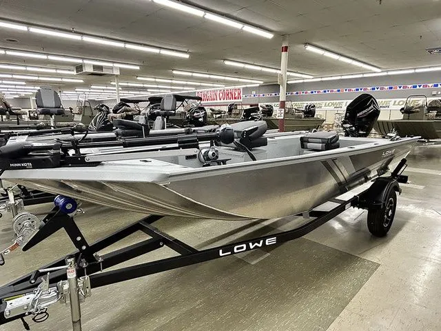 Slide: The Image of Lowe Skorpion SS 2026 - 8