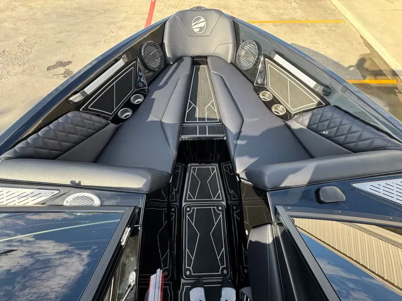 Slide: The Image of Tigé Z3 2024 - 18