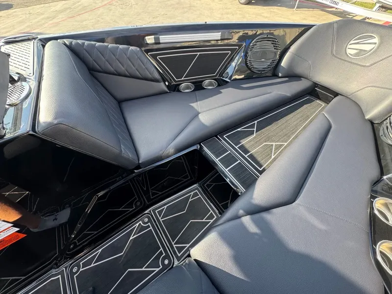 Slide: The Image of Tigé Z3 2024 - 19