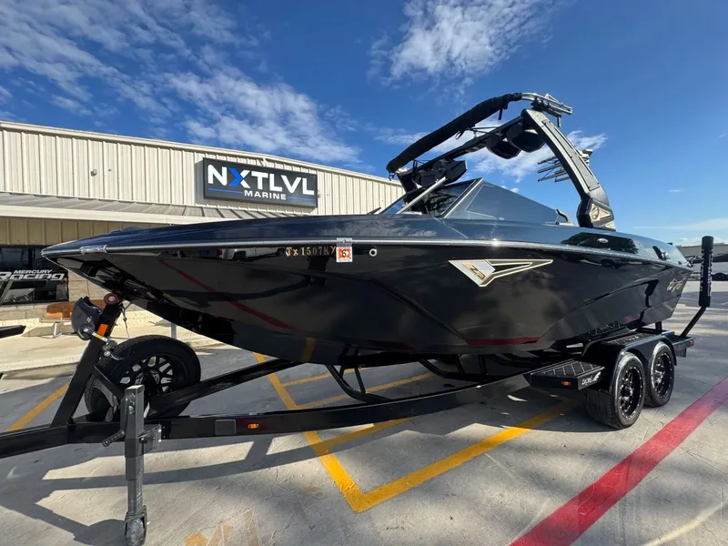 Slide: The Image of Tigé Z3 2024 - 8