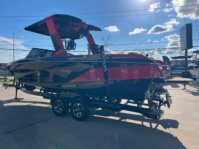 Slide: The Image of Nautique G25 2022 - 10