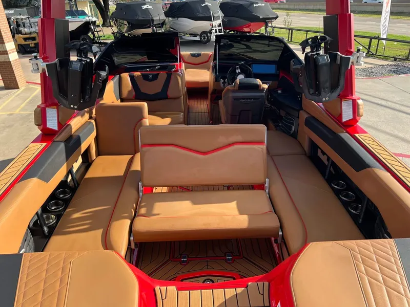 Slide: The Image of Nautique G25 2022 - 14