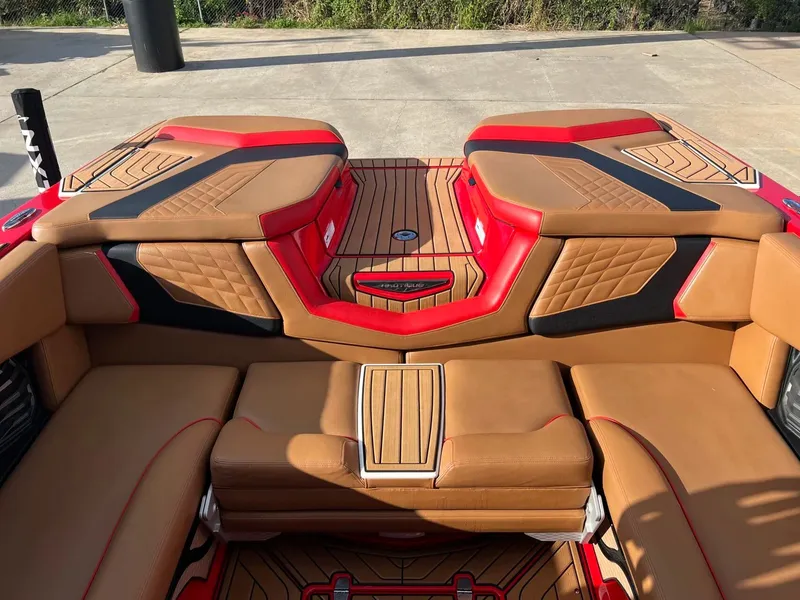 Slide: The Image of Nautique G25 2022 - 15