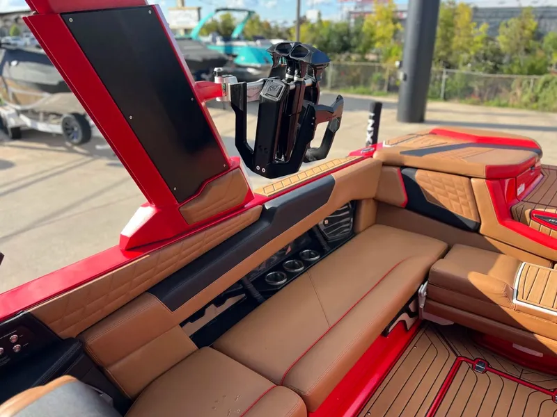 Slide: The Image of Nautique G25 2022 - 19