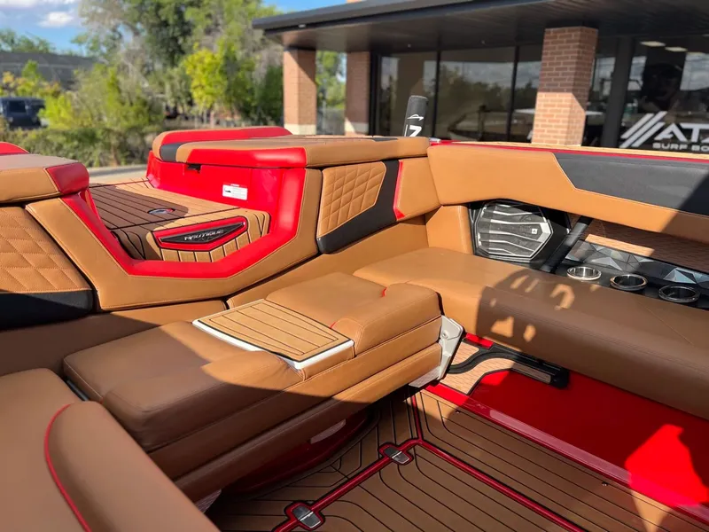 Slide: The Image of Nautique G25 2022 - 20